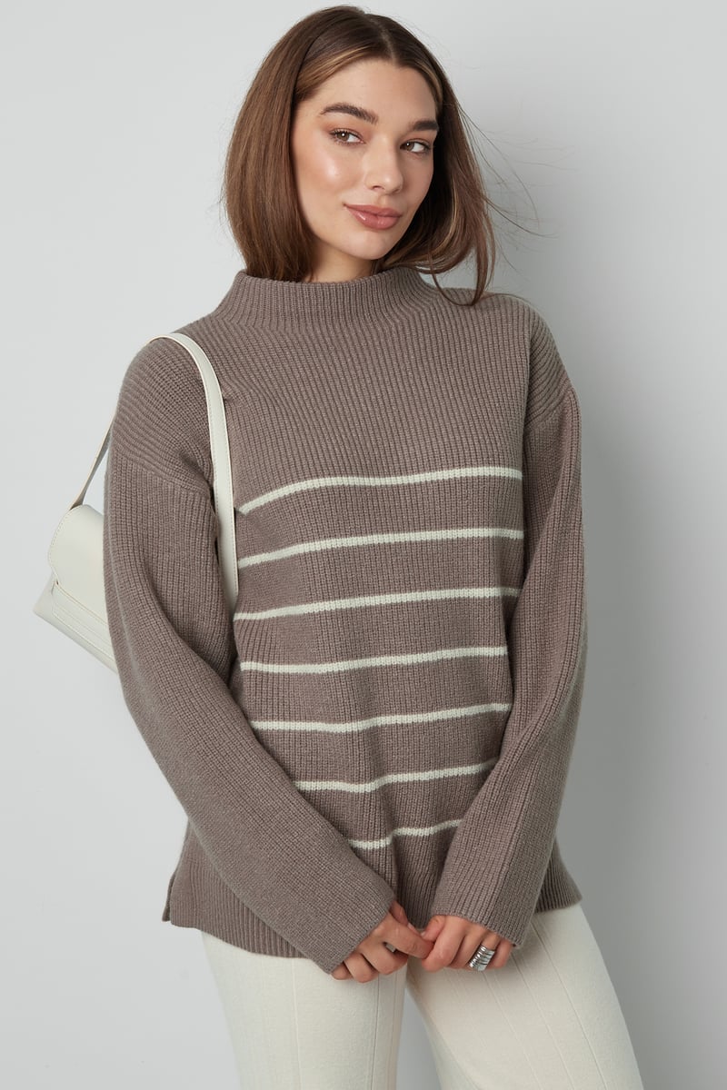 Basic Bliss sweater - orange pink